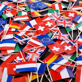 Schmuckbild Länderflaggen